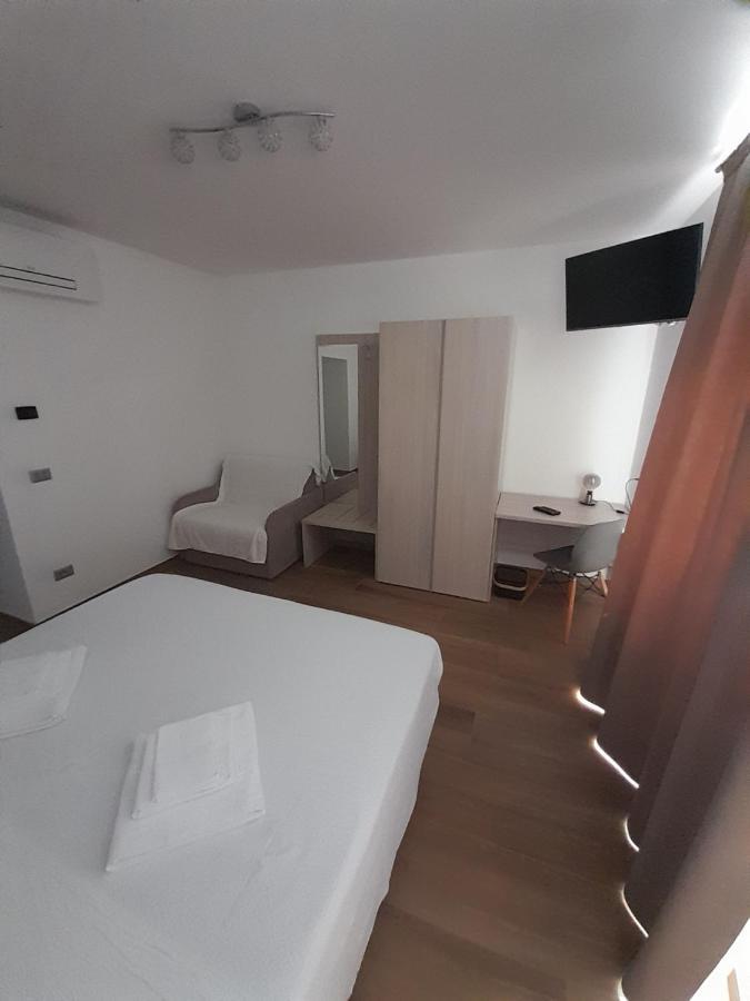 B&B Angela Valdinon Predaia Εξωτερικό φωτογραφία